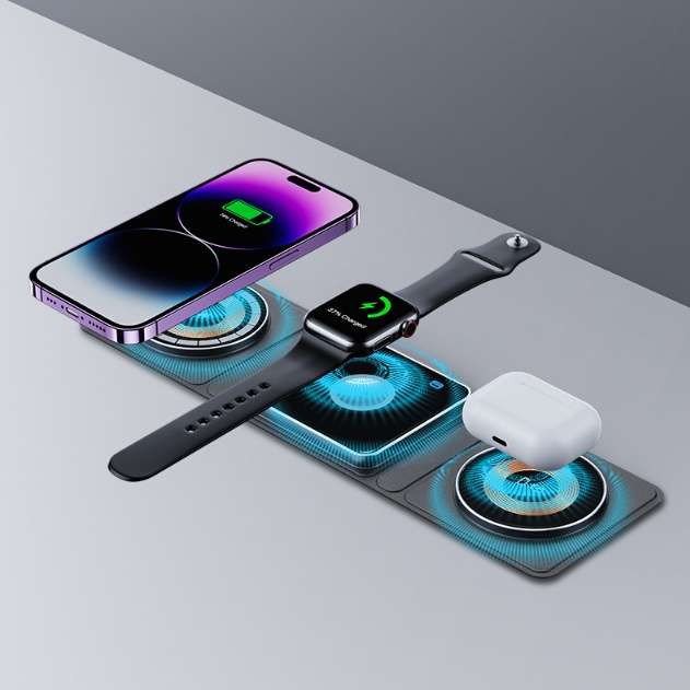 3-in-1 Magnetic Folding Wireless Charger - BaseMaxCore
