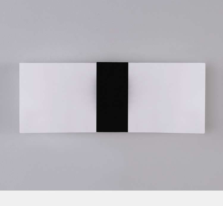 Rechargeable Motion Sensor Wall Lamp - BaseMaxCore